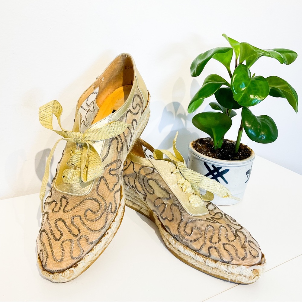 Stuart Weitzman Gold and Tan Espadrilles